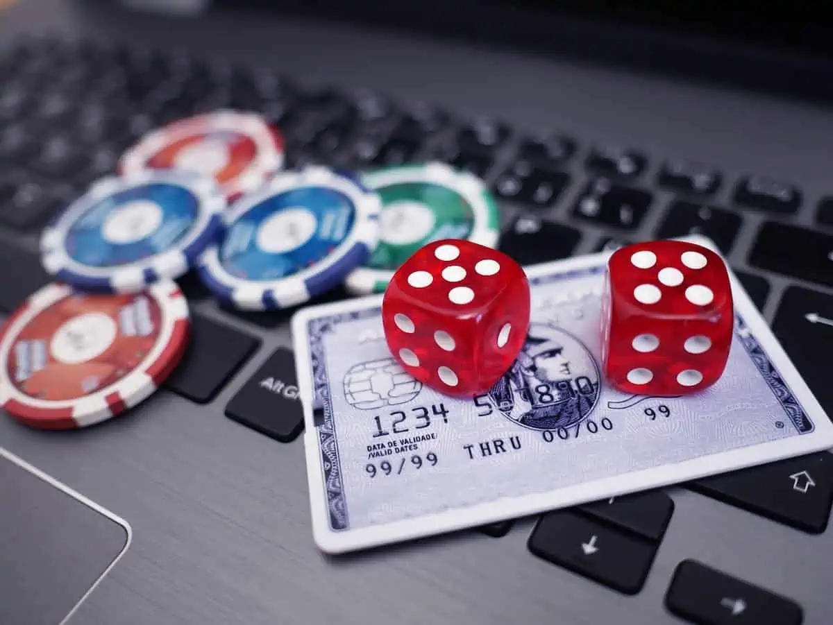Playing Online Casinos