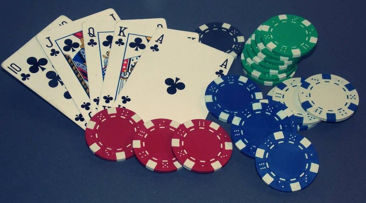 8 Things to Remember When Playing Online Poker!