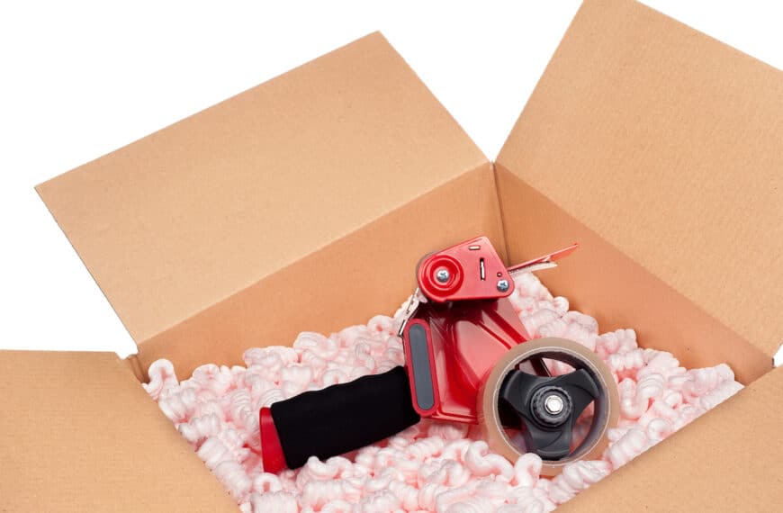 4 Tips When Buying Shipping and Packaging Supplies in Bulk!