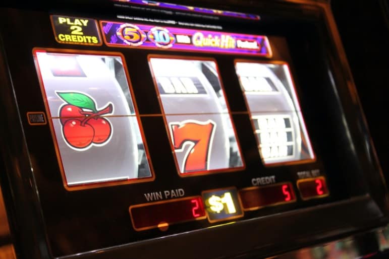 Calaméo - Why Play Online Video Slots – Advantages of playing video slots  online