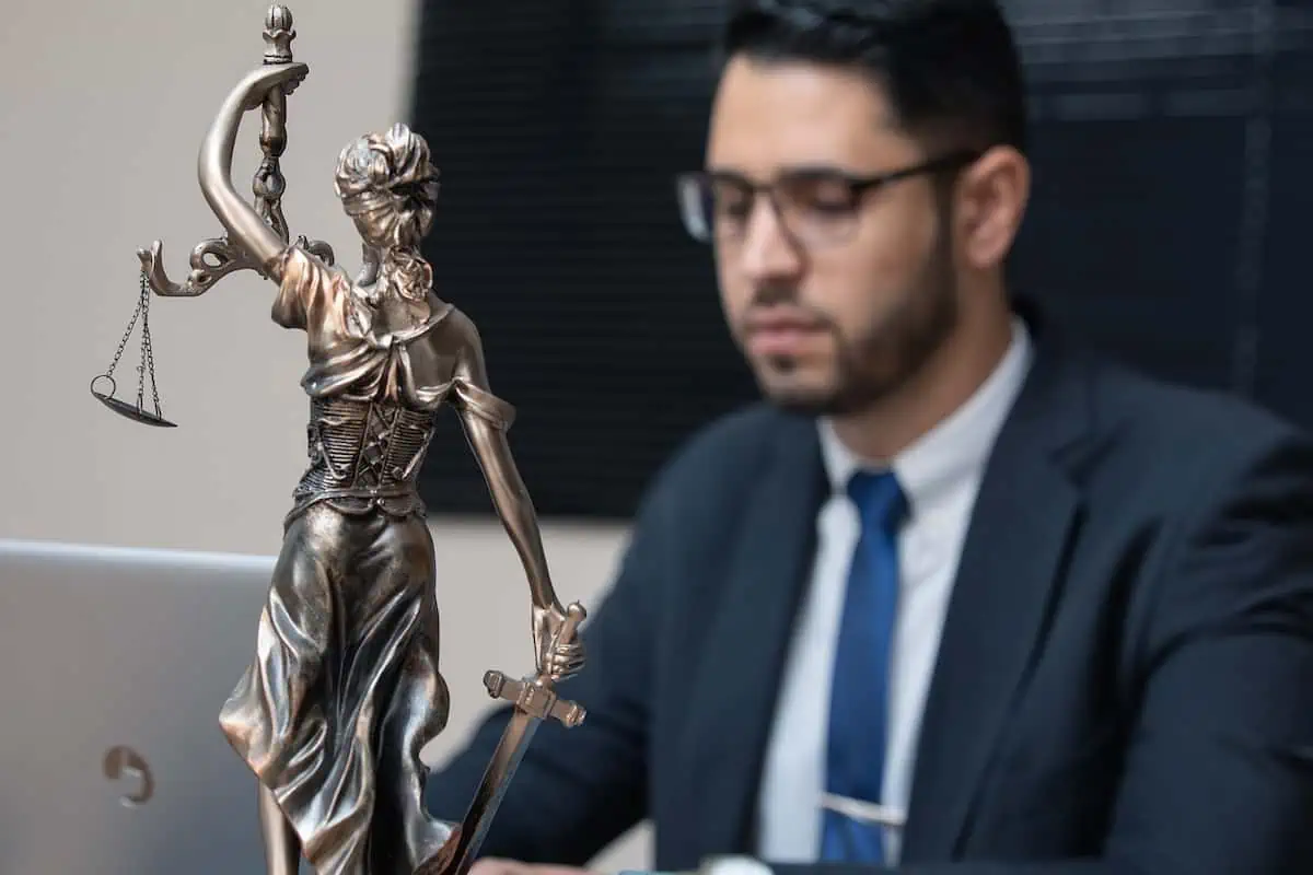 Finding the Best Lawyers: A Comprehensive Guide!