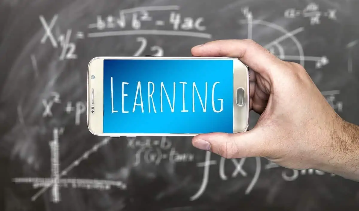 Headway App: The Revolutionary App Shaping Mobile Learning!