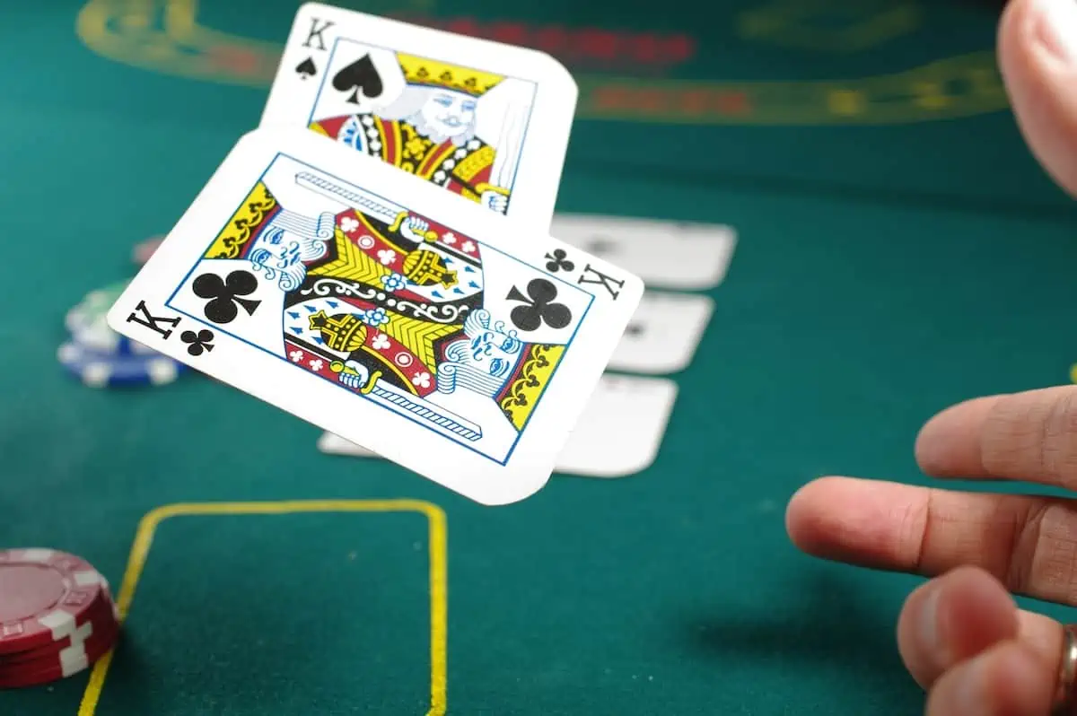 Risk Management in Live Casinos: Preparing for Unpredictable Game Outcomes!