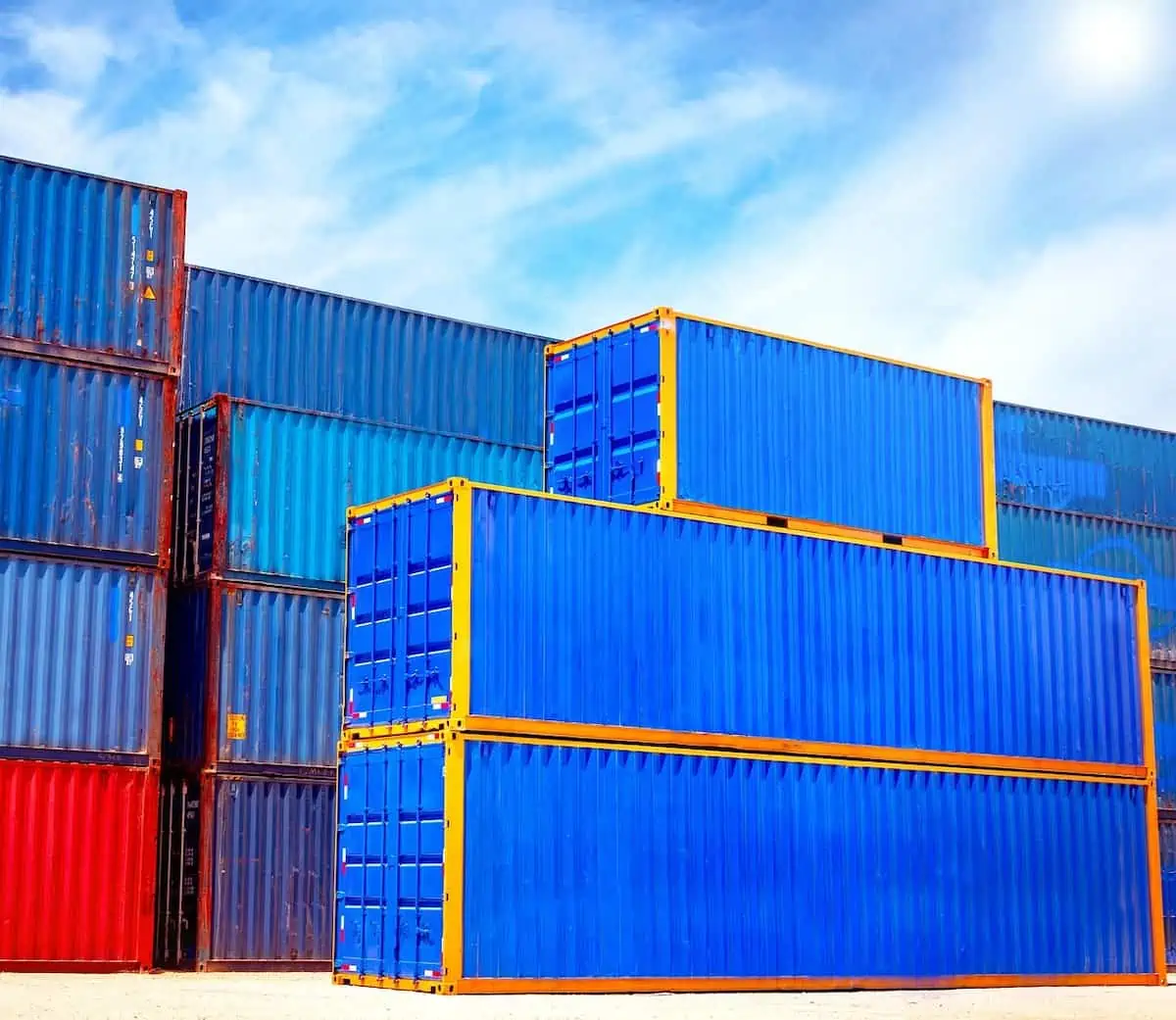 The Pros of Using Shipping Containers for Your Business!