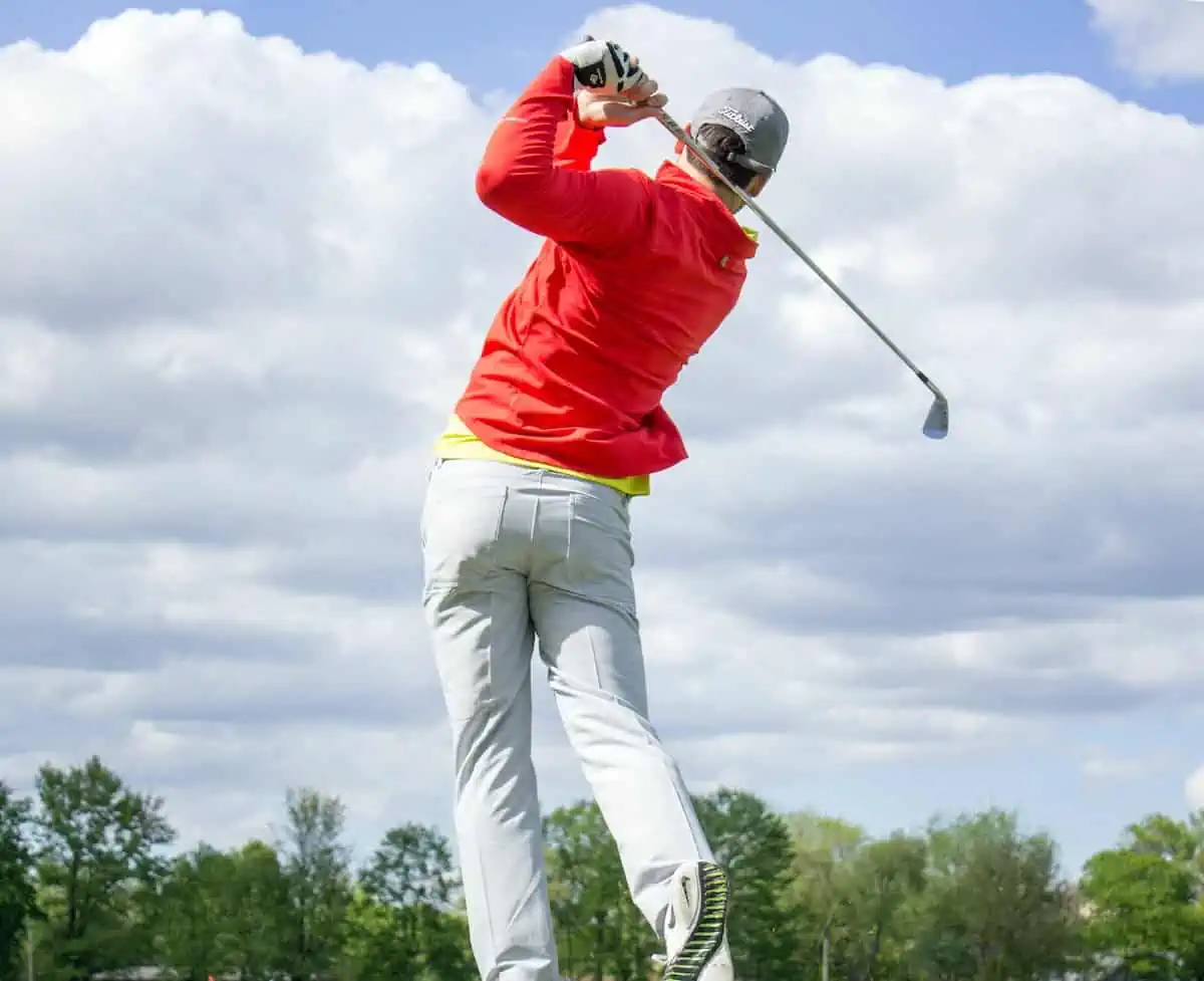 Golf Apparel Essentials: How to Dress for Success on the Course!