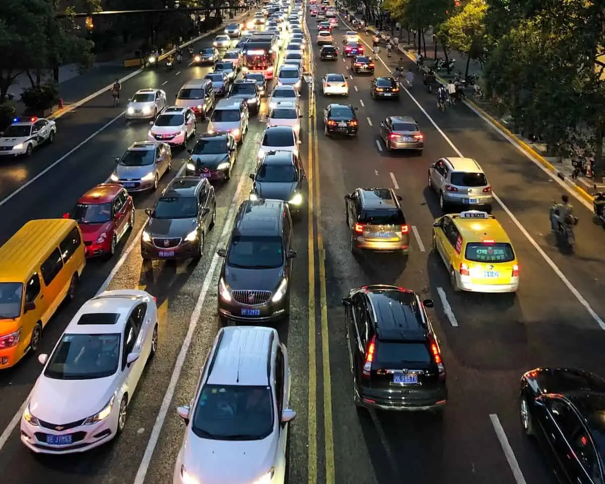 4 Data-Backed Strategies for Reducing Traffic Congestion!
