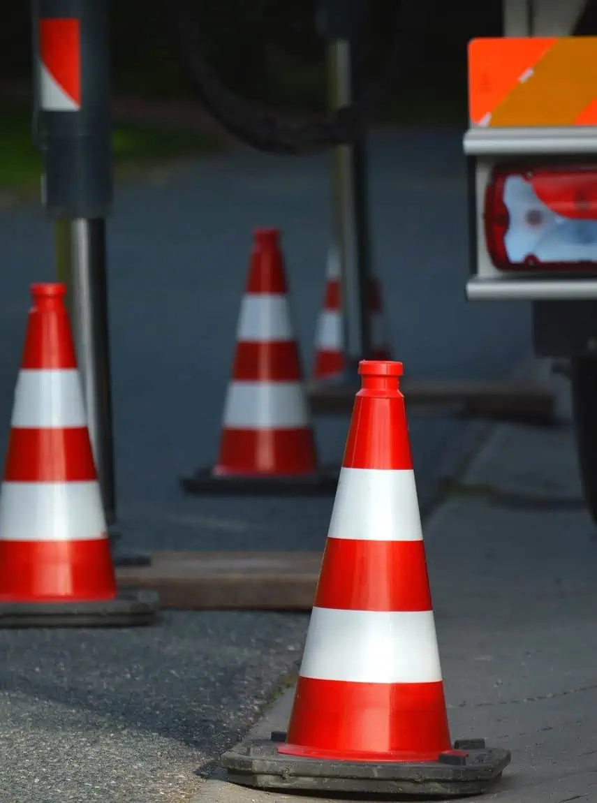 Guidance on Implementing Traffic Control Measures in Work Zones!